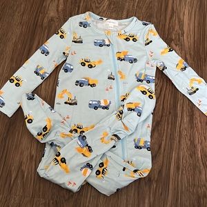 angel dear 18-24 mo construction footie